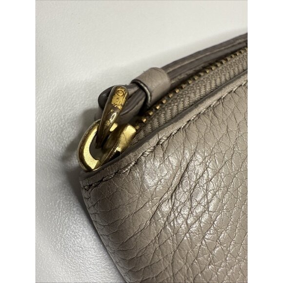 Marc by Marc Jacobs Taupe Pebbled Leather Zip Clutch Wallet Standard Supply - Picture 3 of 15